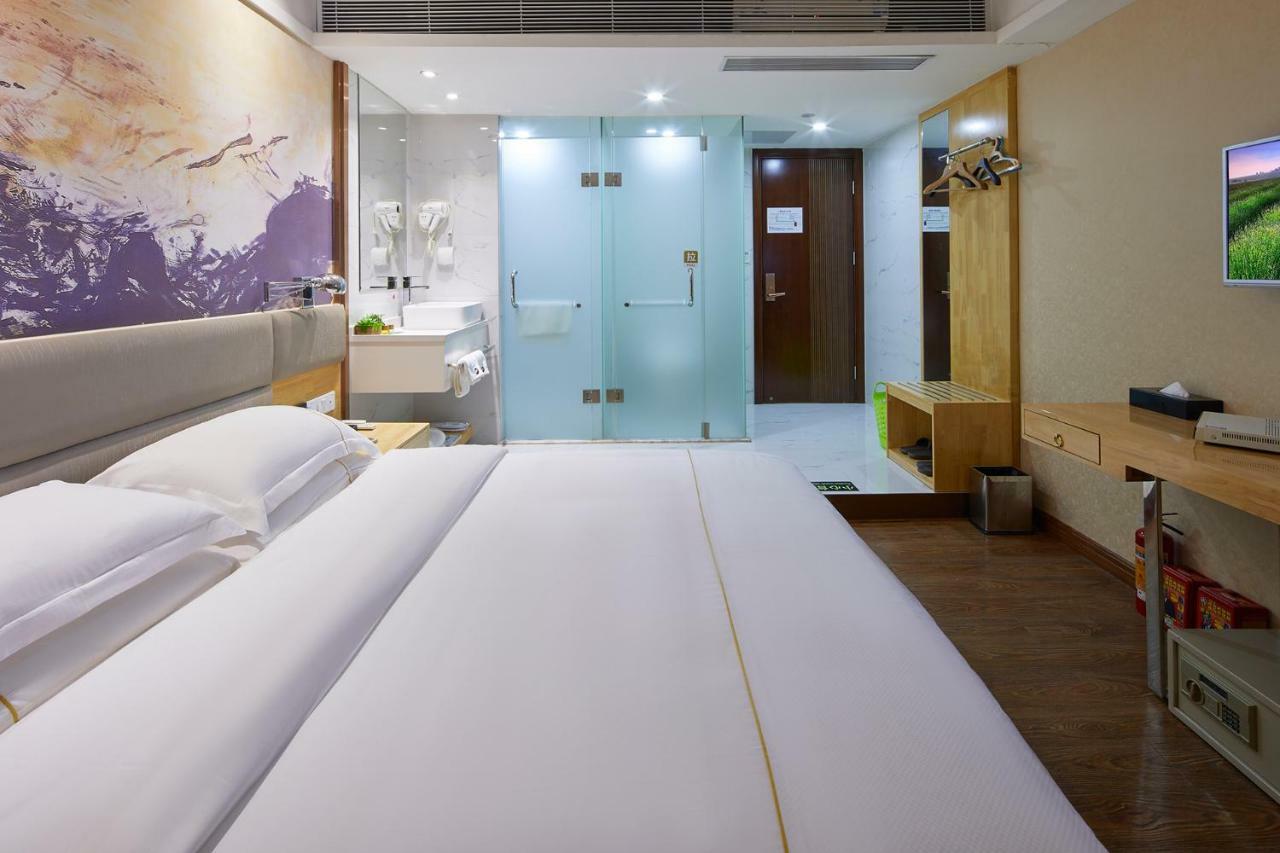 Insail Hotels Airport Road Гуанджоу Екстериор снимка