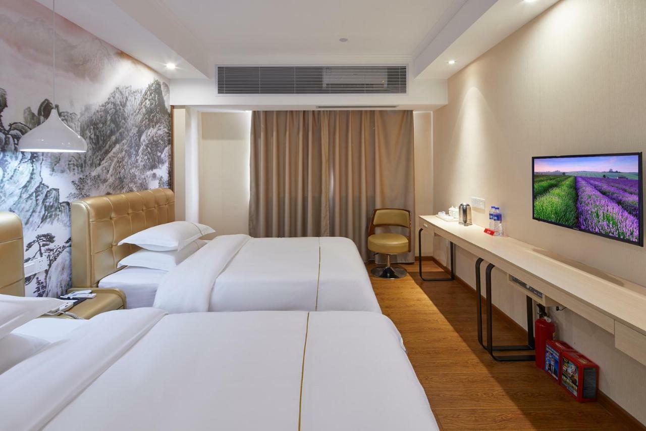 Insail Hotels Airport Road Гуанджоу Екстериор снимка